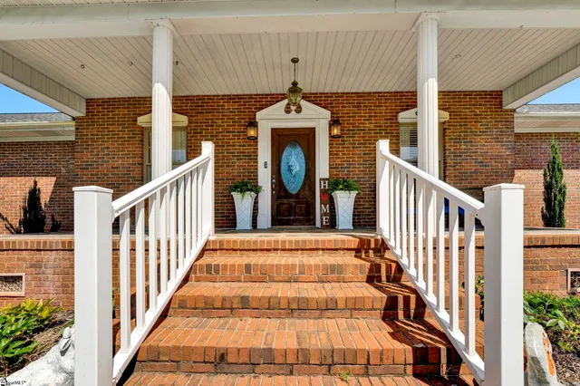 $899,900 | 206 Taylor Road, Greer, SC 29651