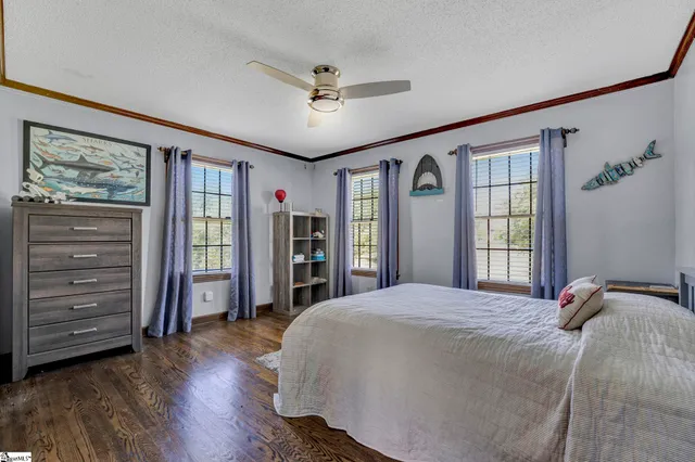 $899,900 | 206 Taylor Road, Greer, SC 29651