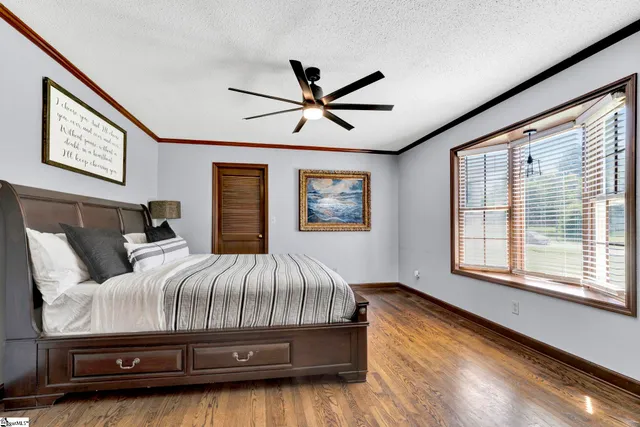 $899,900 | 206 Taylor Road, Greer, SC 29651