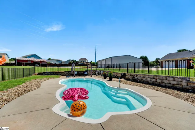 $899,900 | 206 Taylor Road, Greer, SC 29651