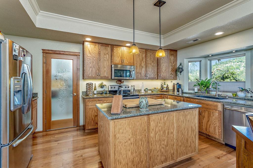 3800 Beagle Road White City, OR 97503 - Photo 19 of 35 Additional Photo