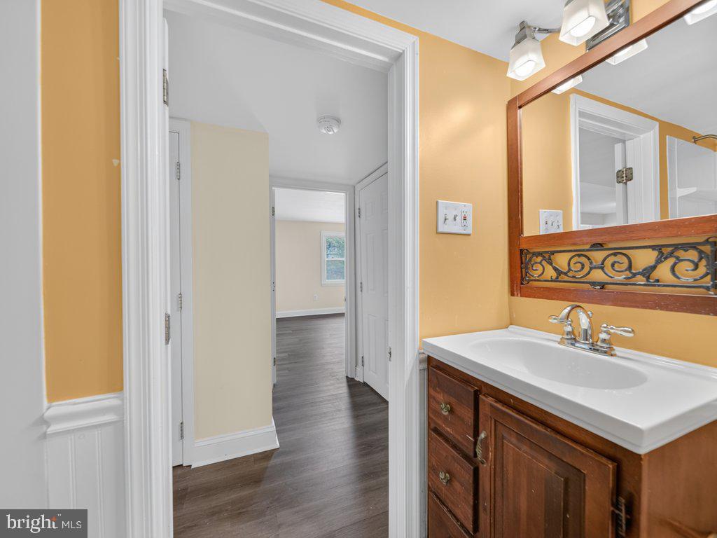 2903 Ivy Bridge Road, Unit N Fort Washington, MD 20744 - Photo 46 of 53 Third full bathroom
