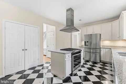 $585,000 | 2728 London Plane Court, Waldorf, MD 20603