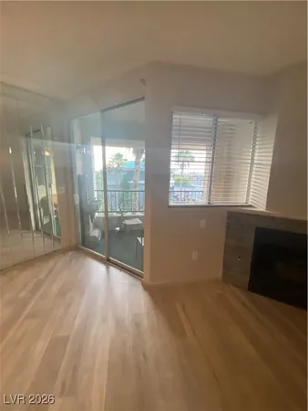 $1,695 | 7151 South Durango Drive, Unit 306, Las Vegas, NV 89113