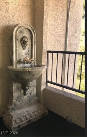 $1,695 | 7151 South Durango Drive, Unit 306, Las Vegas, NV 89113