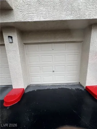 $1,695 | 7151 South Durango Drive, Unit 306, Las Vegas, NV 89113