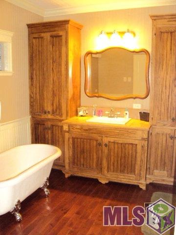 200 Cedar Street Raceland, LA 70394 - Photo 18 of 23 Master Bath 1