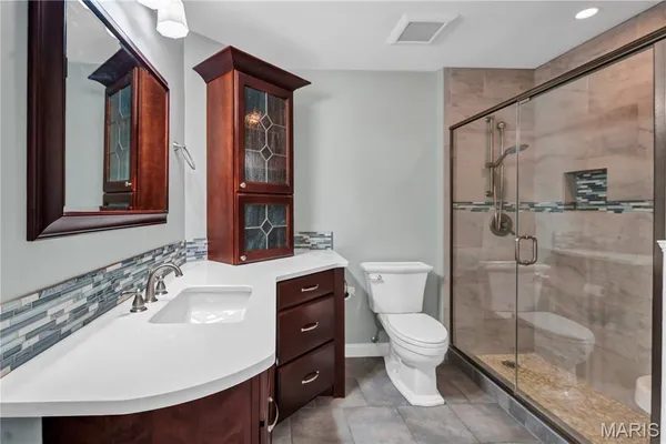 $230,000 | 3016 Autumn Shores Drive, Maryland Heights, MO 63043