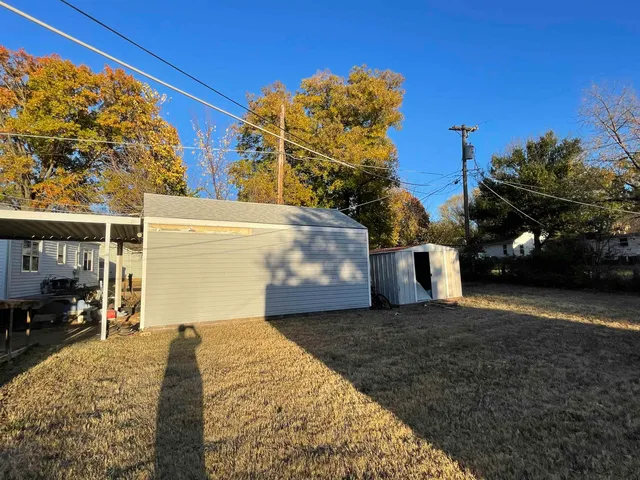 $66,000 | 1405 West Cave Springs Avenue, El Dorado, KS 67042