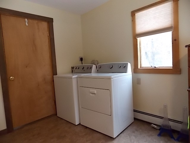 1712 Holt Road Marshfield, VT 05667 - Photo 9 of 24