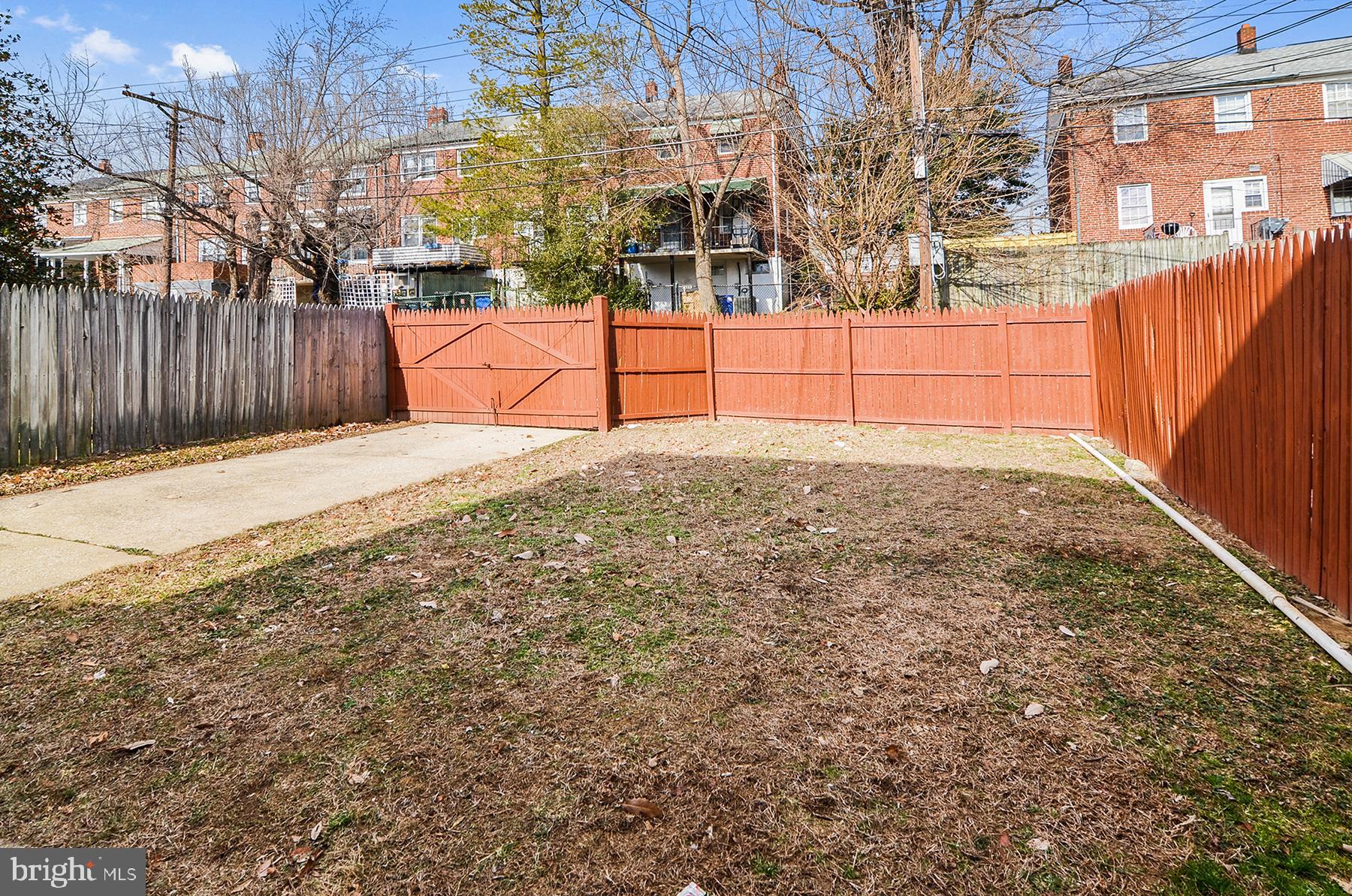 1736 Pin Oak Road Parkville, MD 21234 - Photo 29 of 32 FENCED REAR YEAR