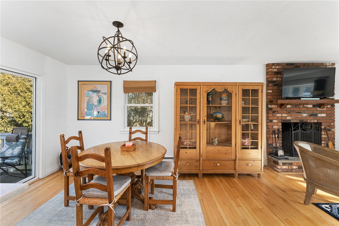 4 3rd Street Westerly, RI 02891 - Photo 16 of 46 Dining Area/Living Room