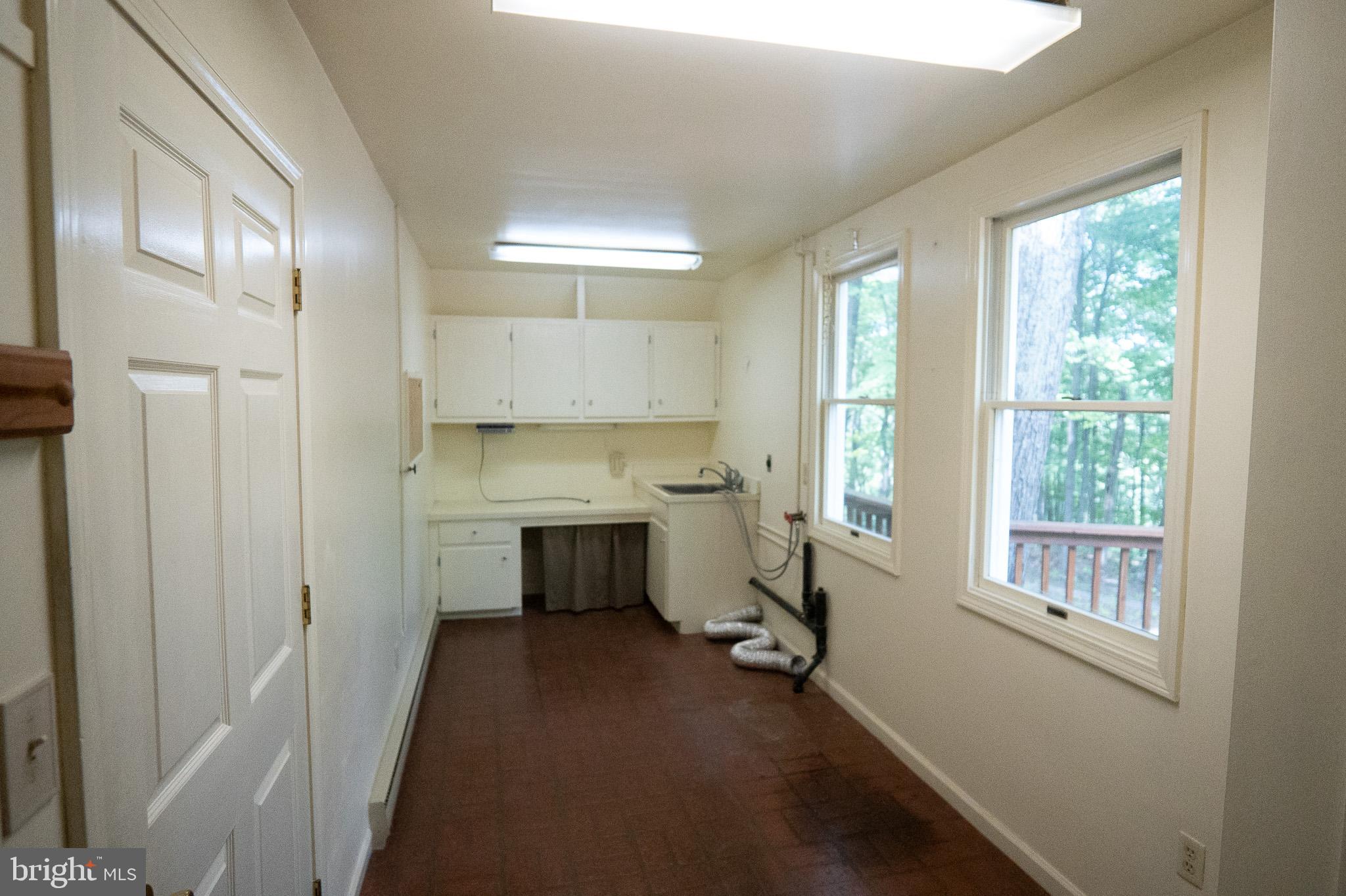 14500 Viewcrest Road Southwest Cumberland, MD 21502 - Photo 16 of 42