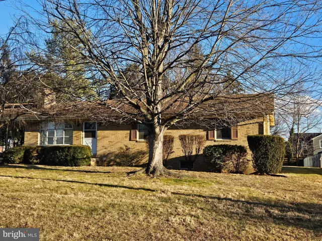 $324,999 | 5078 Laura Drive, Stephens City, VA 22655
