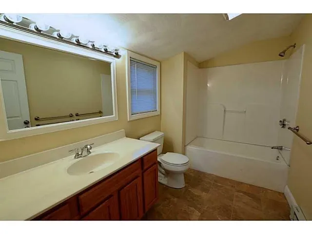 $369,900 | 38 New London Avenue, West Warwick, RI 02893