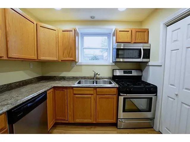 $369,900 | 38 New London Avenue, West Warwick, RI 02893