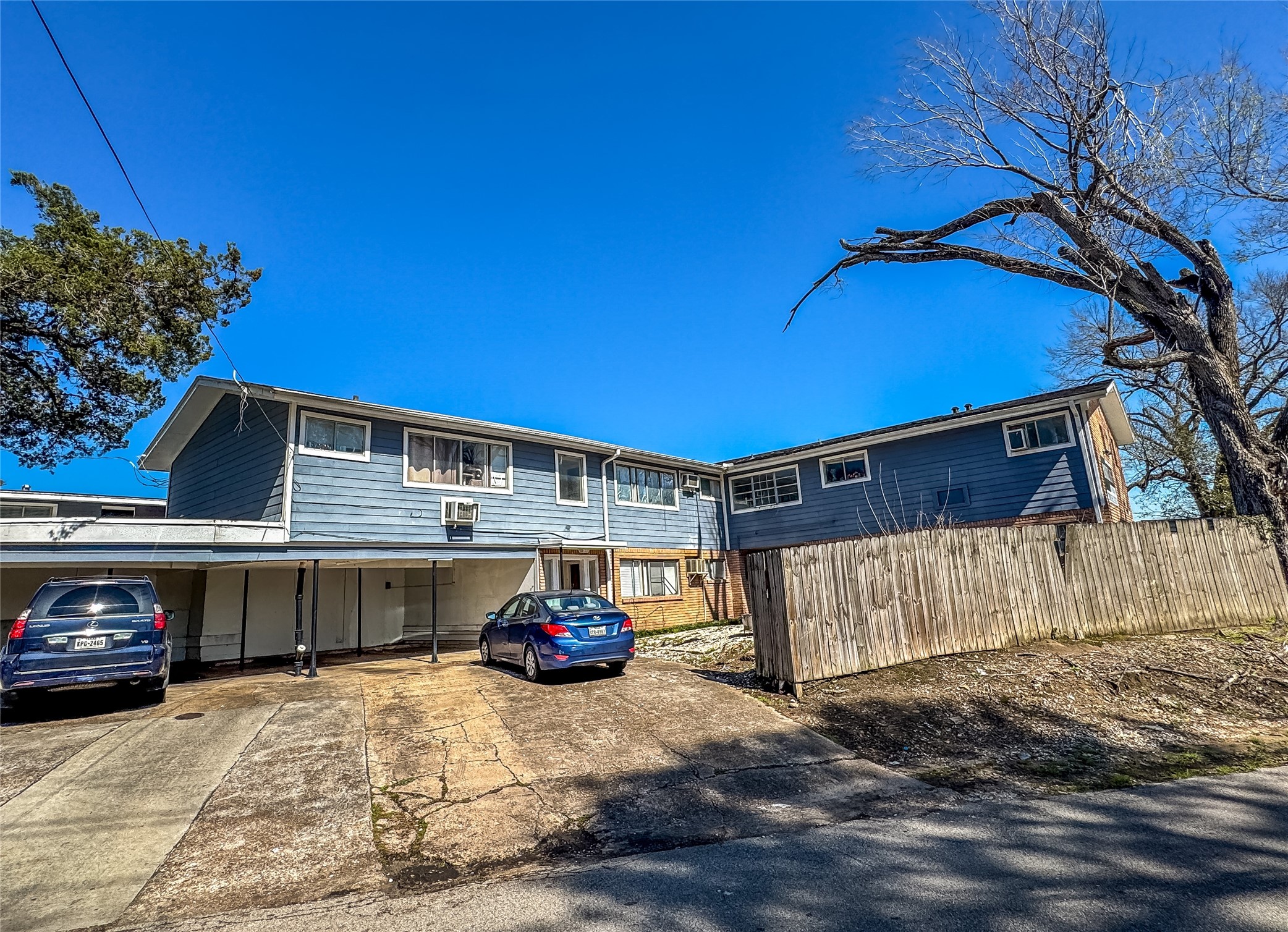 2712 Oakcliff Street Houston, TX 77023 - Photo 26 of 30 a view of a car park in front of house