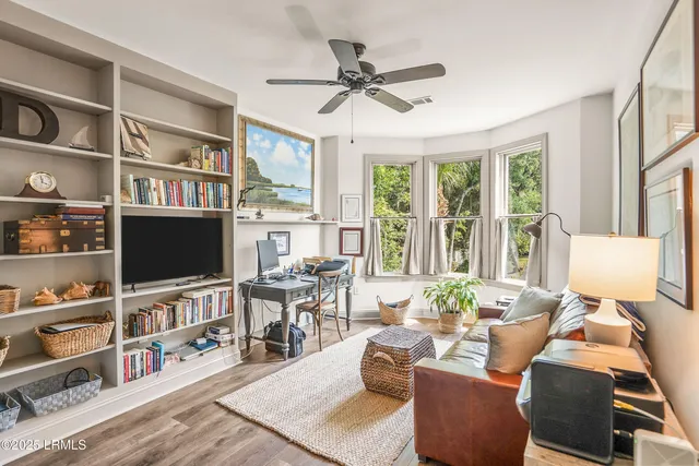 $1,350,000 | 15 Sunset Boulevard, Unit 1201, Beaufort, SC 29907