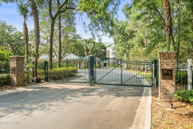 $1,350,000 | 15 Sunset Boulevard, Unit 1201, Beaufort, SC 29907