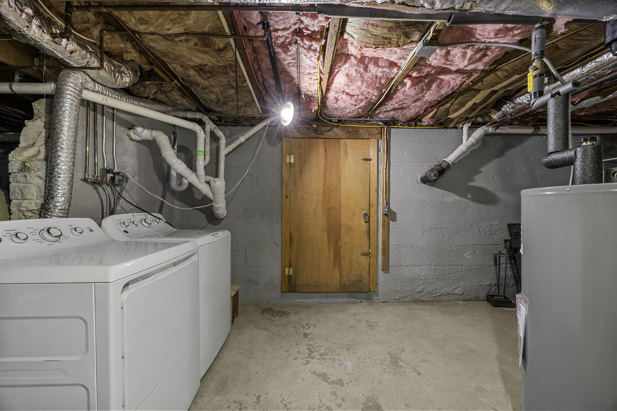 20 Namskaket Road Orleans, MA 02653 - Photo 34 of 63 a utility room with a washer and dryer