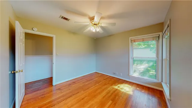 $1,800 | 2104 Elmwood Drive, Bryan, TX 77802