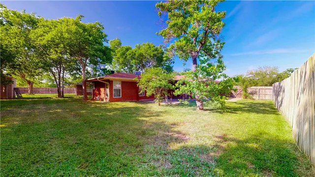 $1,800 | 2104 Elmwood Drive, Bryan, TX 77802