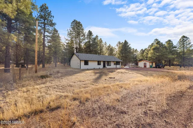 $529,000 | 3628 East Pine Cone Drive, Williams, AZ 86046