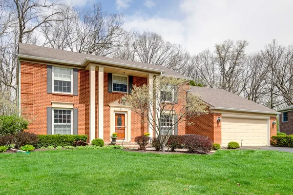 $899,990 | 22 Regent Lane, Lincolnshire, IL 60069