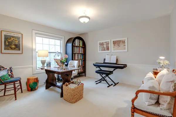 $899,990 | 22 Regent Lane, Lincolnshire, IL 60069