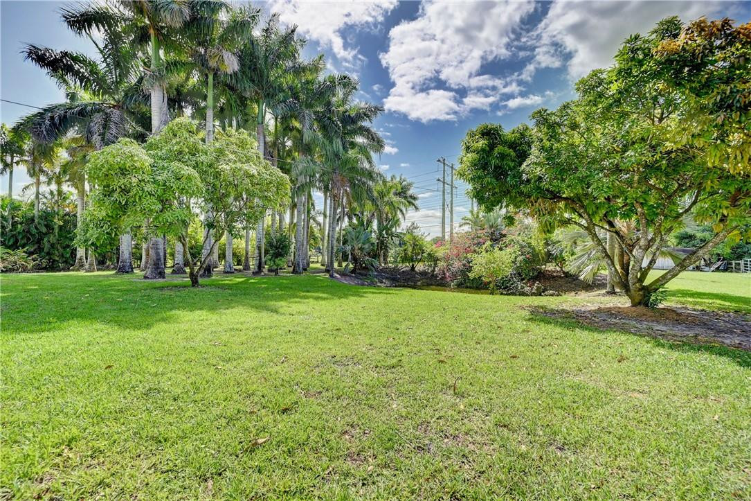 17400 Southwest 66th Street Southwest Ranches, FL 33331 - Photo 35 of 38 a view of a park with large trees