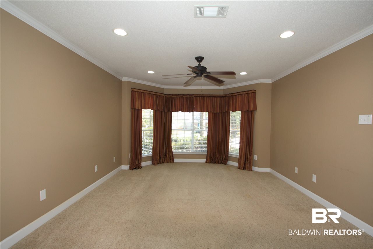 950 McNeil Avenue Mobile, AL 36609 - Photo 4 of 16