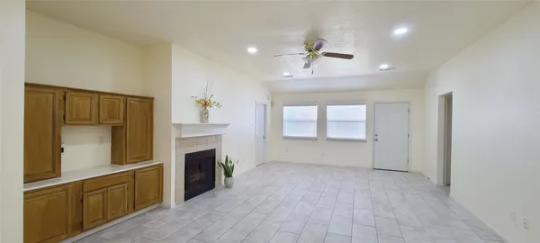 $1,900 | 19330 Larissa Drive, Katy, TX 77449