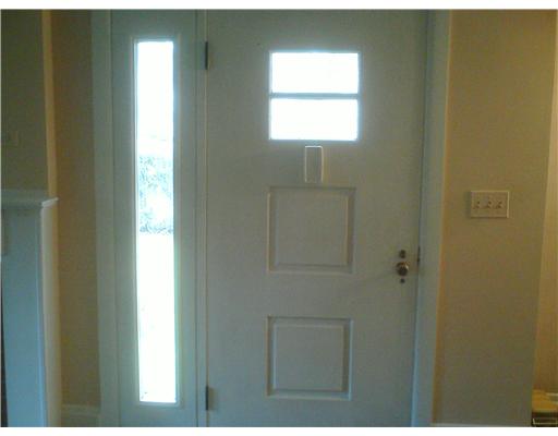 206 Winnapaug Road Westerly, RI 02891 - Photo 11 of 16 Entry.