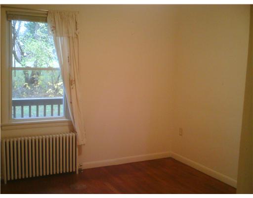 206 Winnapaug Road Westerly, RI 02891 - Photo 12 of 16 Bedroom.