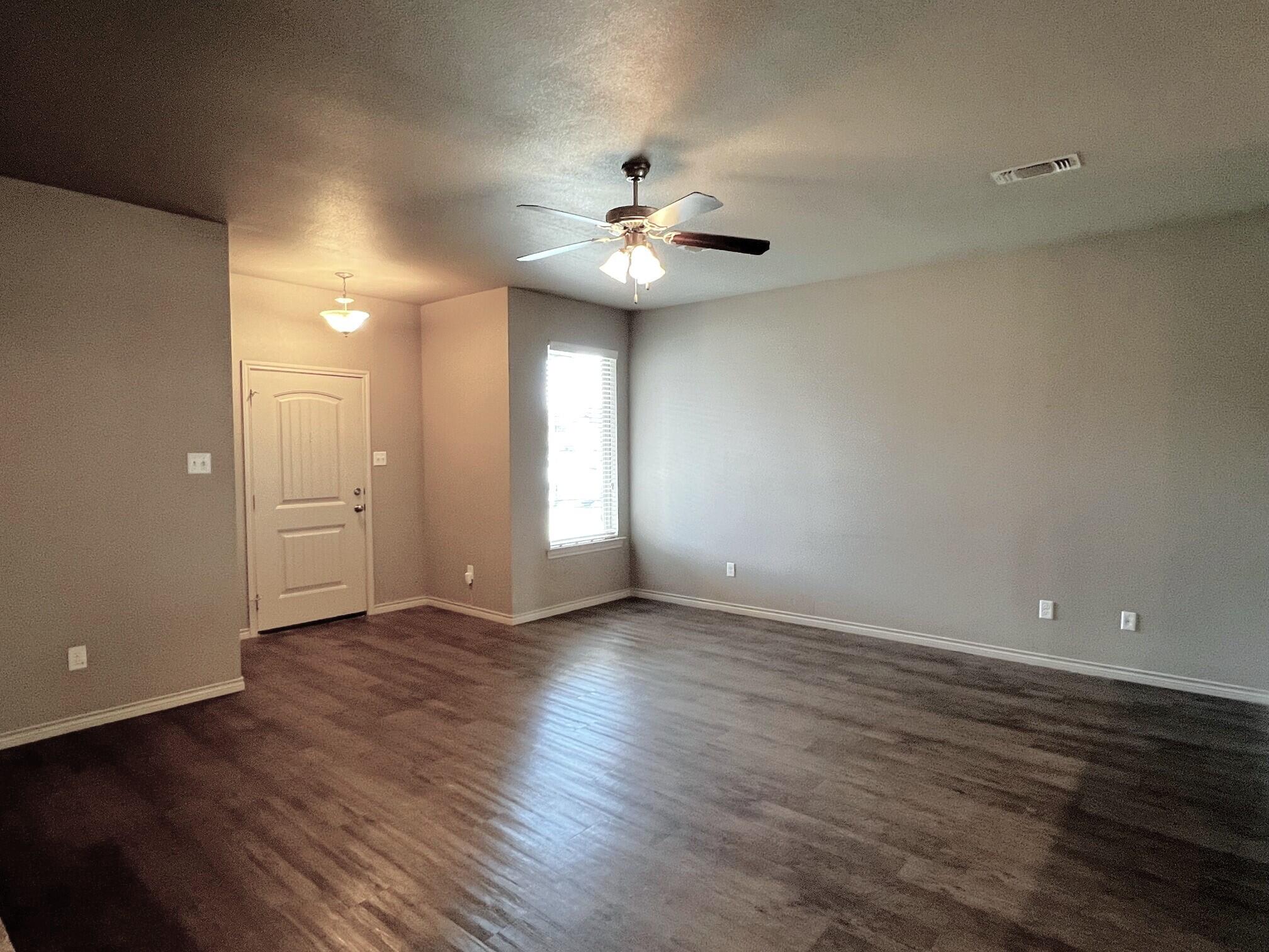 7609 86th Street Lubbock, TX 79424 - Photo 6 of 15 10