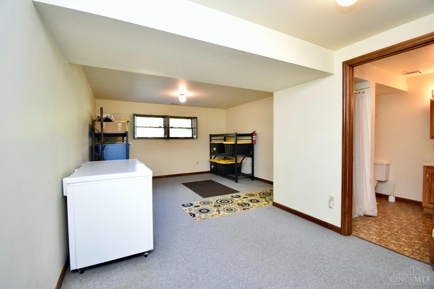 8396 Wuest Road Cincinnati, OH 45247 - Photo 35 of 47 Gallery Image 35