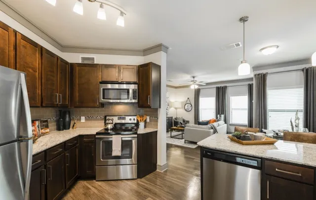 $1,429 | 1930 Kingsley Drive, Unit 14203, Pearland, TX 77584