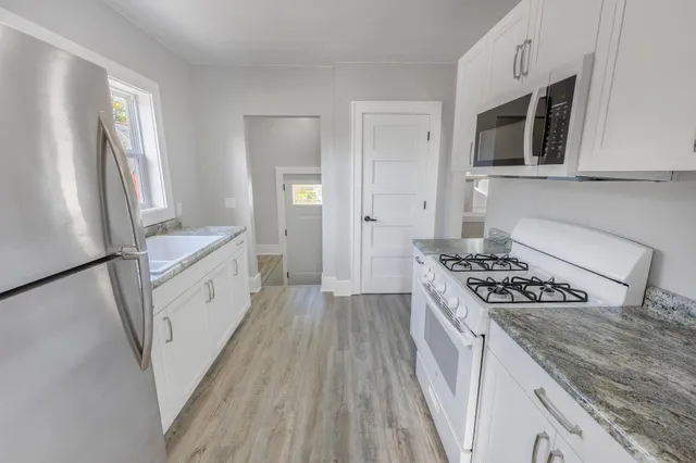 $230,000 | 921 7th Avenue South, St. Cloud, MN 56301