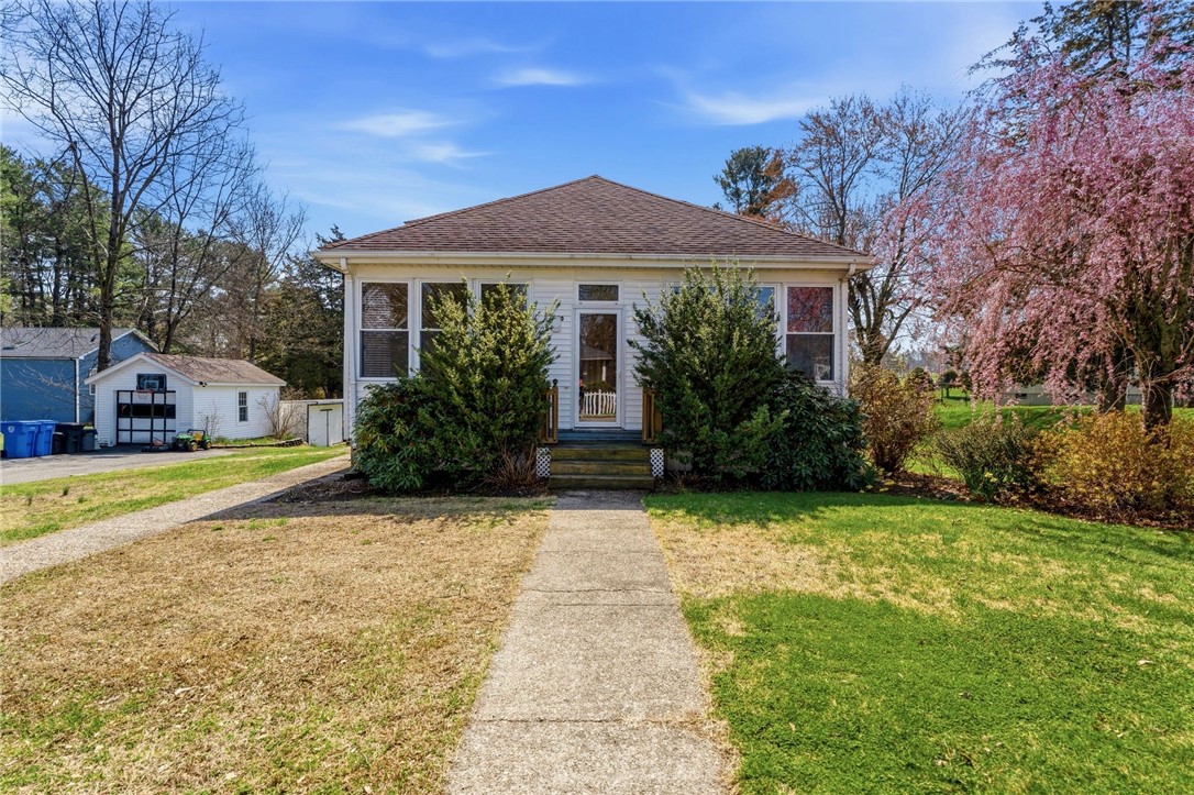 230 School Street Lincoln, RI 02865 - Photo 34 of 46