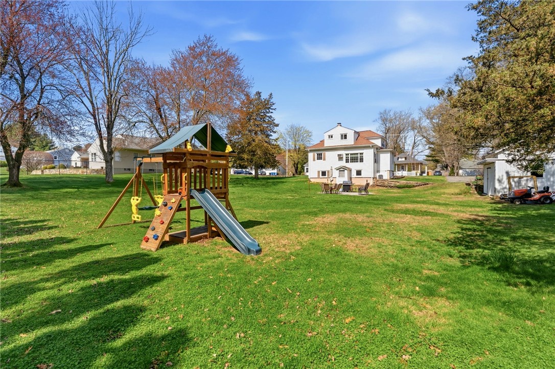 230 School Street Lincoln, RI 02865 - Photo 40 of 46