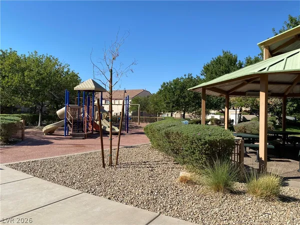 $1,392 | 45 Maleena Mesa Street, Unit 417, Henderson, NV 89074