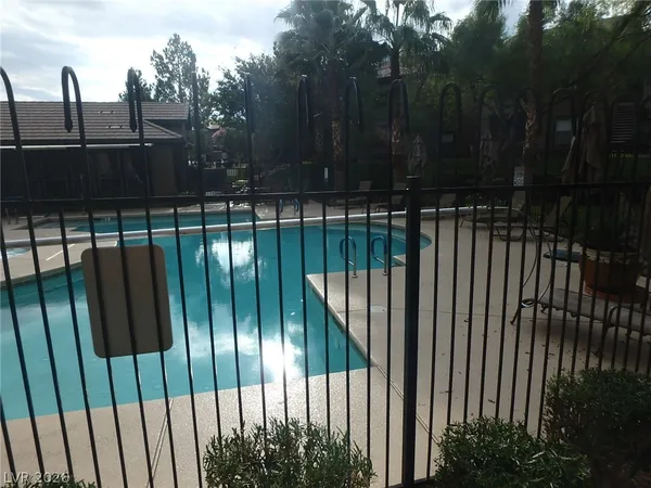 $1,392 | 45 Maleena Mesa Street, Unit 417, Henderson, NV 89074