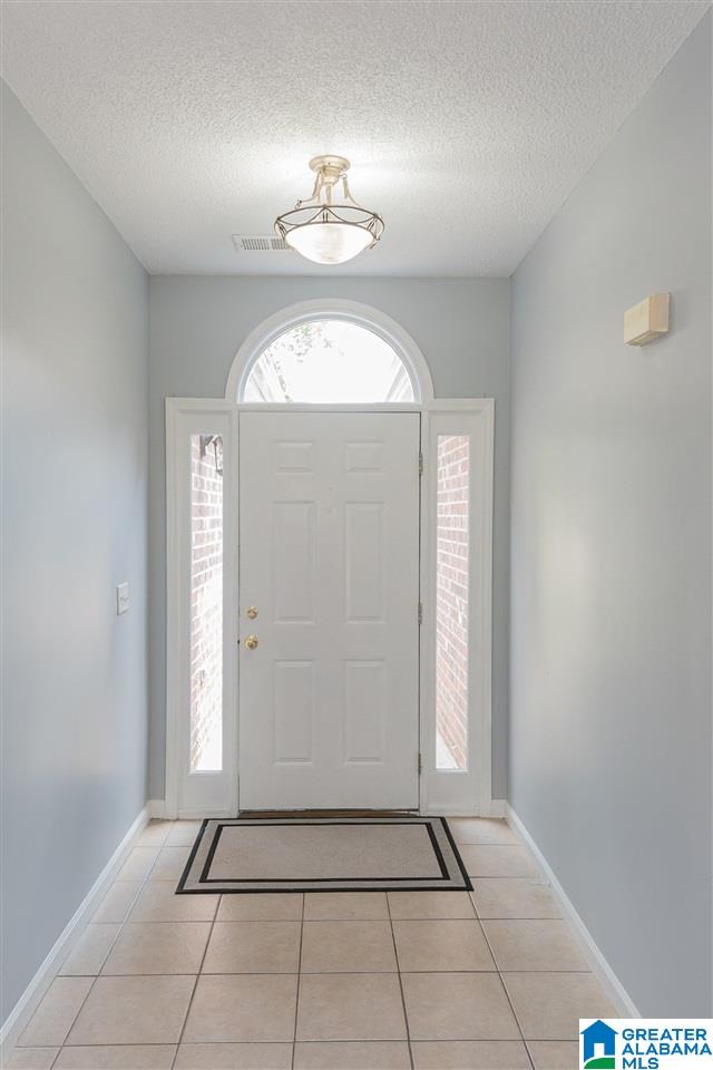 251 Victoria Station Alabaster, AL 35114 - Photo 4 of 41