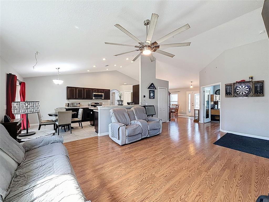 13046 Kildeer Road Weeki Wachee, FL 34614 - Photo 14 of 59