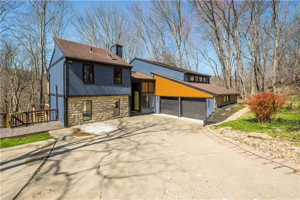 $749,000 | 2635 Woodmont Lane, Wexford, PA 15090