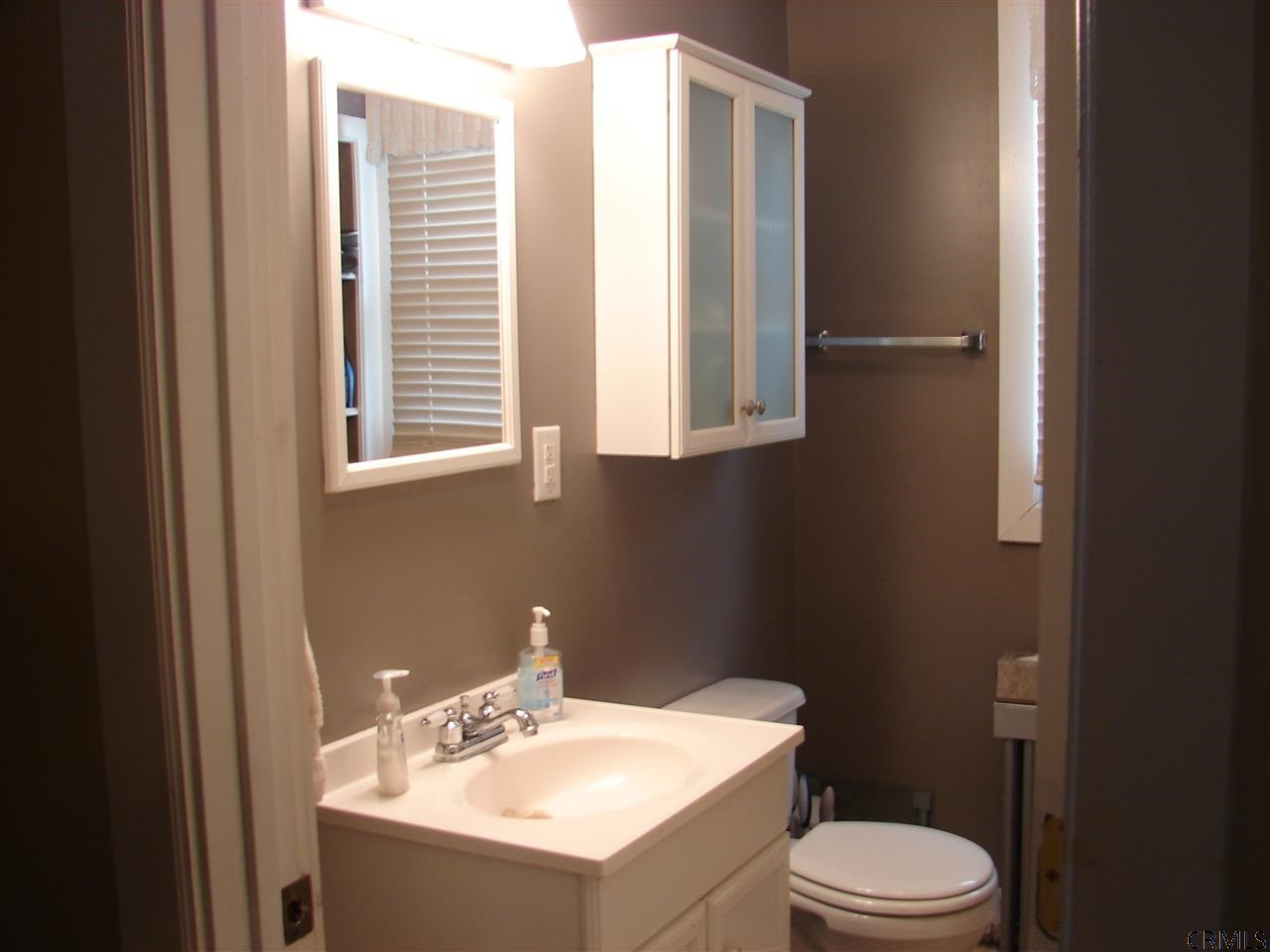 27 Clifford Road Menands, NY 12204 - Photo 10 of 11 Full bath with tub.