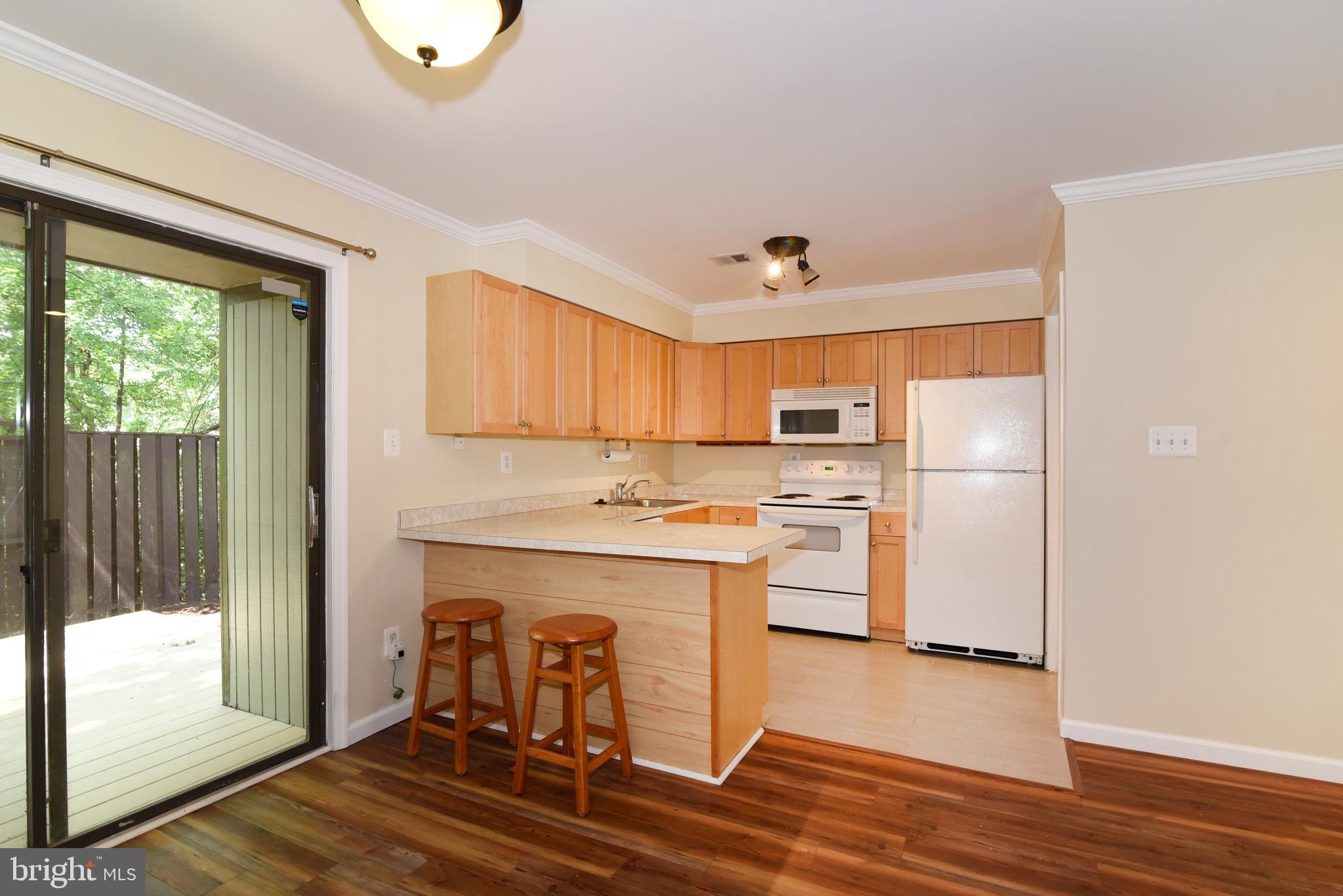 12177 Sanibel Court Reston, VA 20191 - Photo 7 of 25 Gallery Image 7