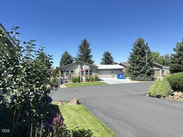 1188 Northeast 27th Street, Unit 10 Bend, OR 97701 - Photo 32 of 39
