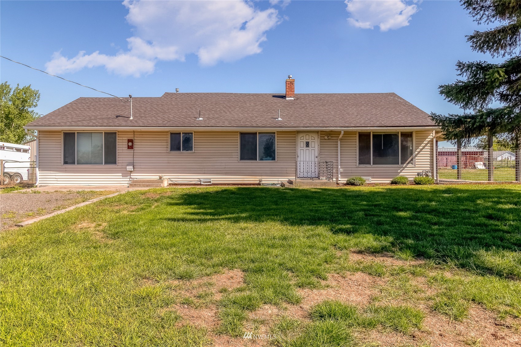 898 Newtown Road Walla Walla, WA 99362 - Photo 1 of 24 Gallery Image 1