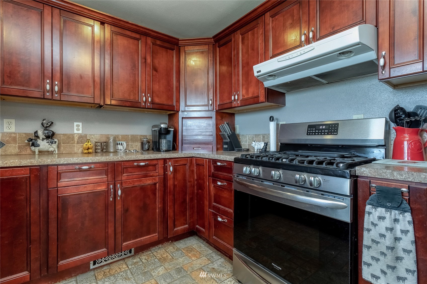 898 Newtown Road Walla Walla, WA 99362 - Photo 7 of 24 Gallery Image 7